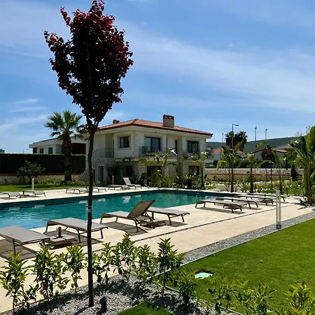 Mara Bahce Alacati Apartman *